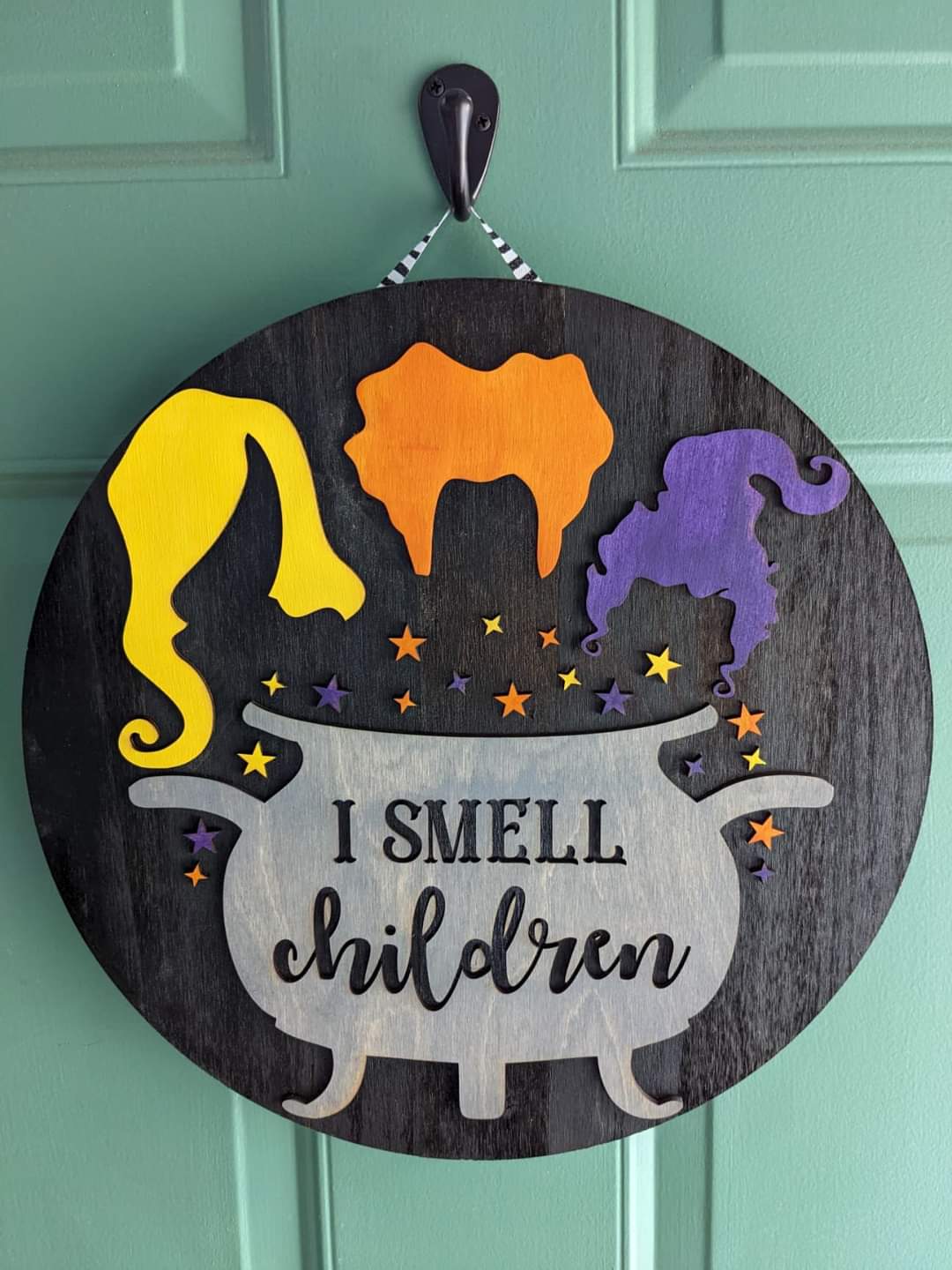 Hocus Pocus - I Smell Children - Round Sign